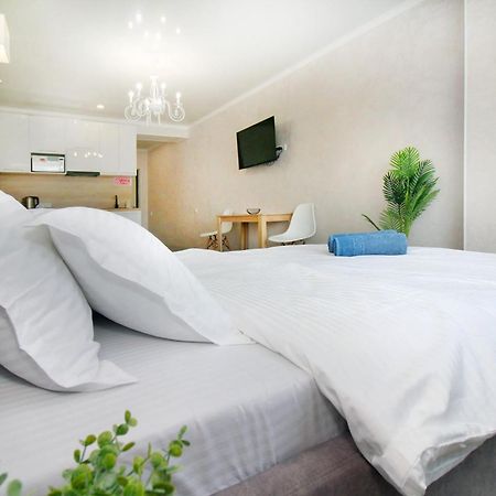 Almaty Cozy Apart Hotel Kültér fotó