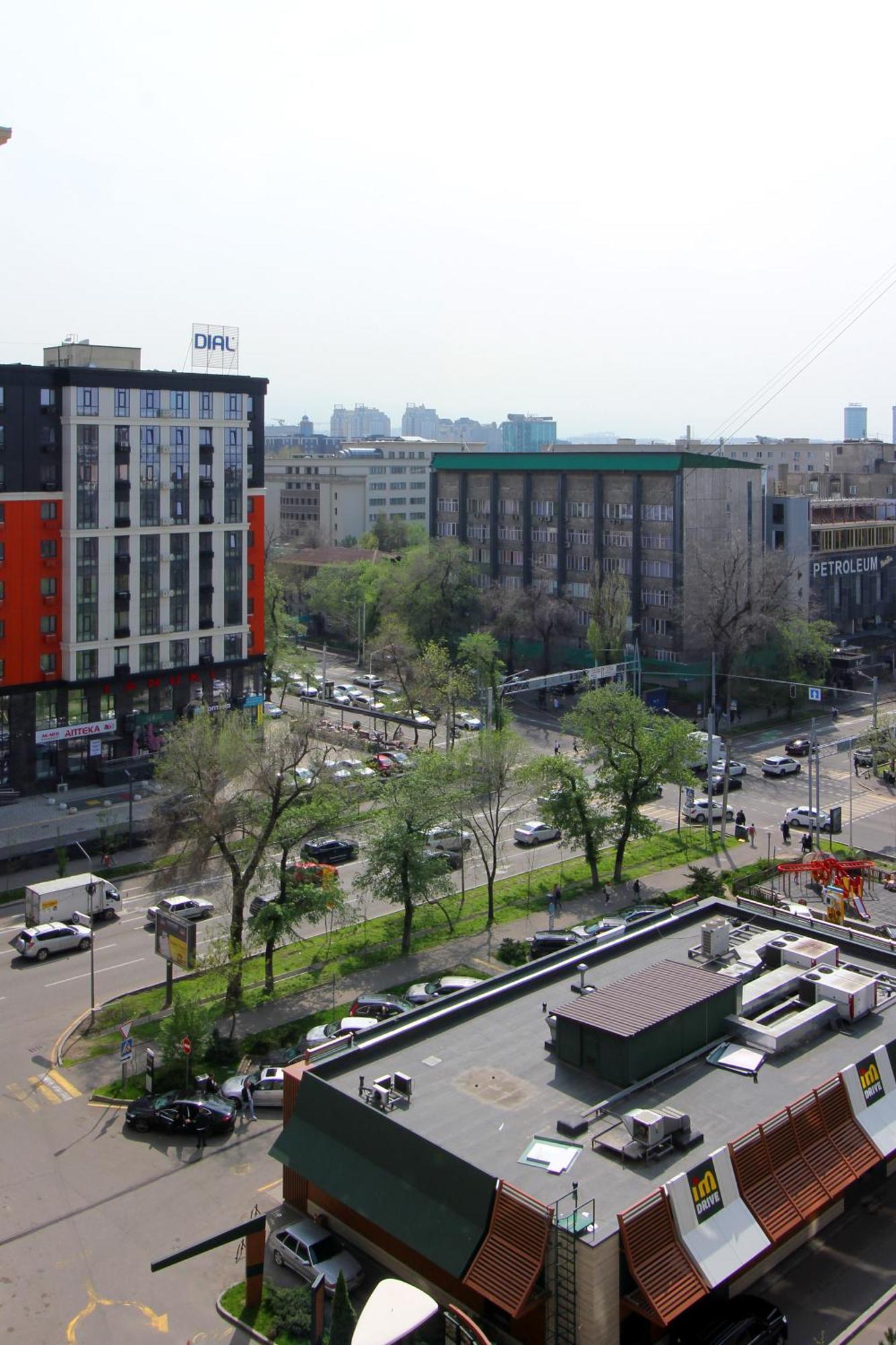 Almaty Cozy Apart Hotel Kültér fotó